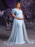 Plus Maternity Evening Gown with Asymmetrical Ruffle Neckline & Tulle Train – Elegant Pregnancy Evening Dress for Photoshoots & Galas