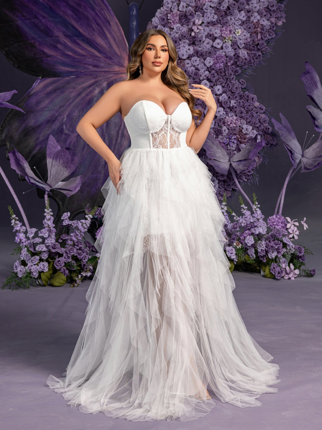 Plus Elegant Strapless Sweetheart White Bridal Gowns: Tiered Tulle Sk Curvepretty Plus Elegant Strapless Sweetheart White Bridal Gowns: Tiered Tulle Sk Curvepretty