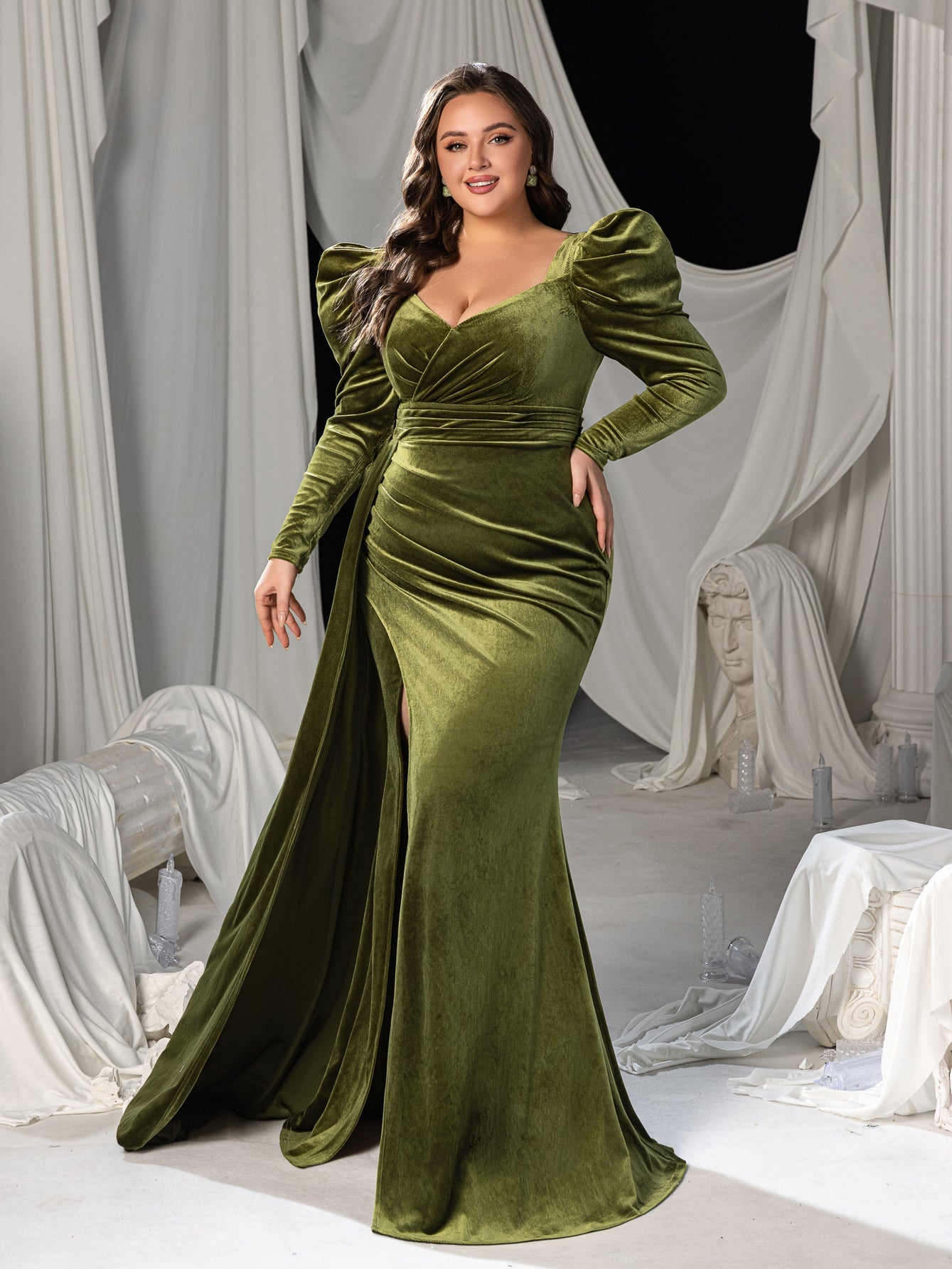 Plus Elegant Velvet Gown with Thigh-High Slit & Puff Sleeves â€?Luxury Evening Wear for Red Carpet, Gala Dinners & High-End Parties