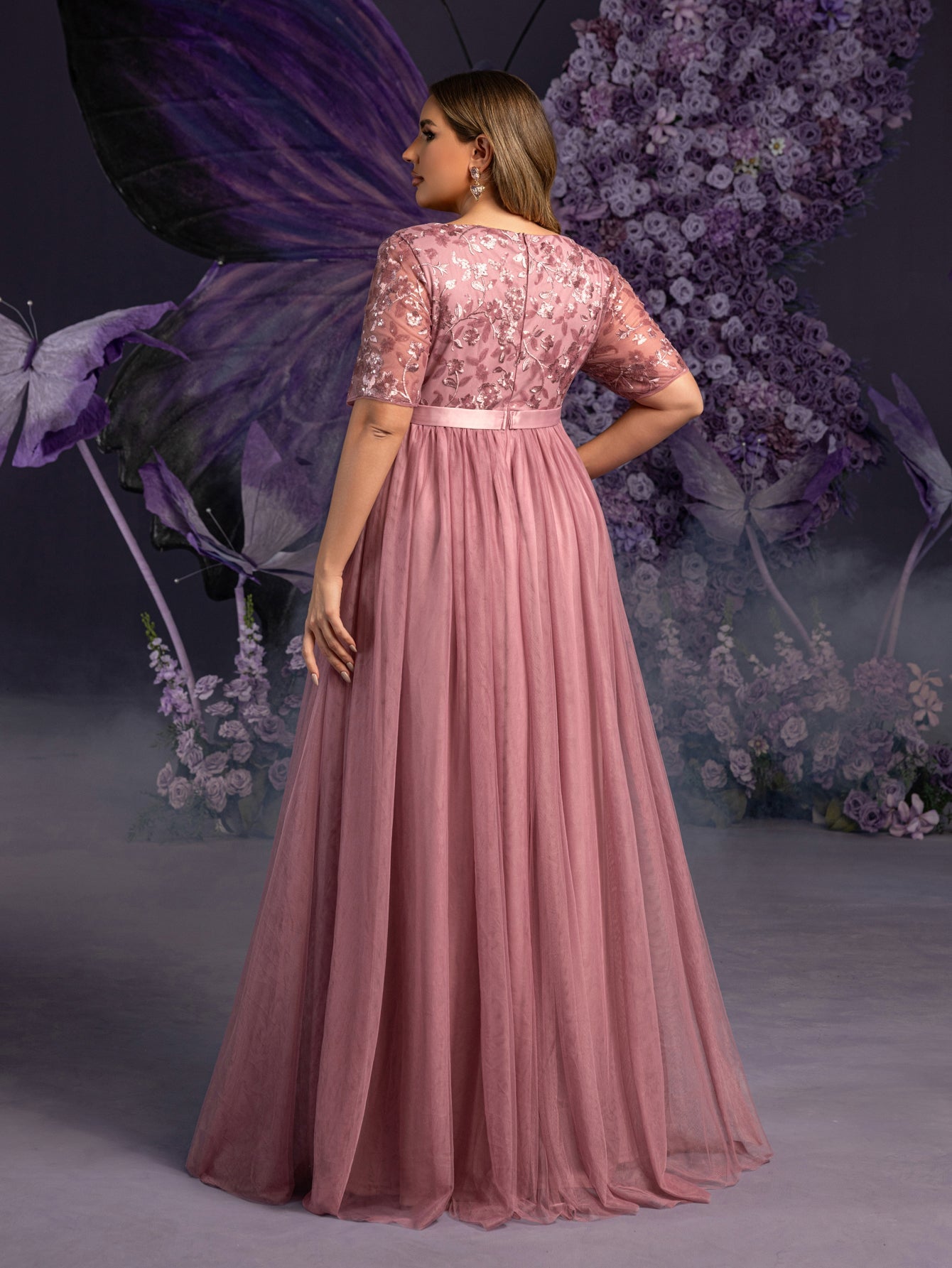 holiday dress maternity The Best Maternity Holiday Dresses for Parties & Church