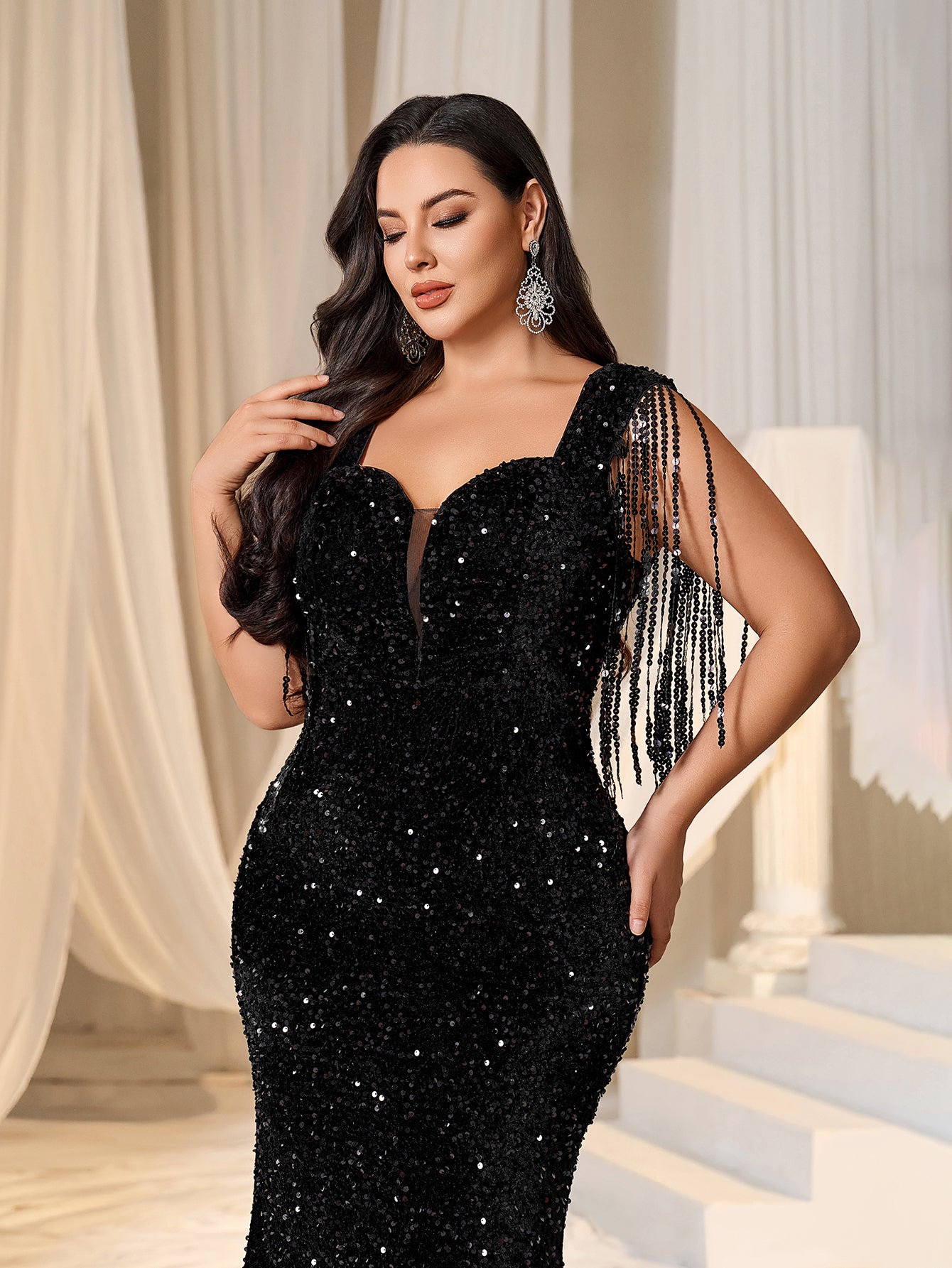 Plus Sweetheart Neck Mermaid Hem Sequin Fringed Evening Dress Champagne / 2XL Plus Sweetheart Neck Mermaid Hem Sequin Fringed Evening Dress Champagne / 2XL