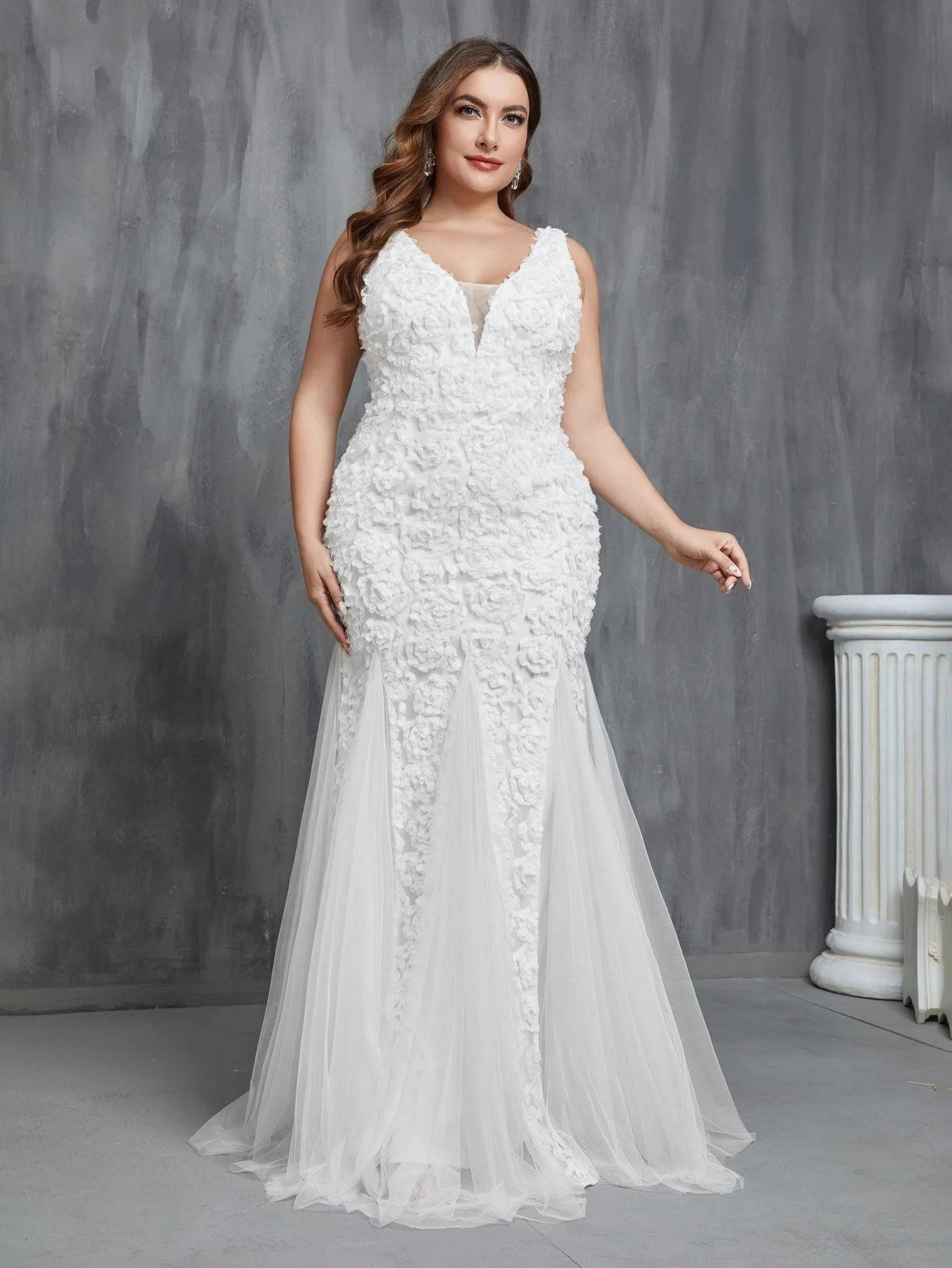 Plus Plunging Neck Mermaid Hem Wedding Dress - Elonnashop