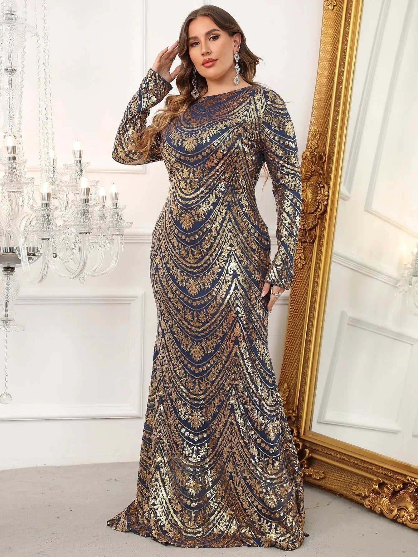 Plus Round Neck Long Sleeve Graphic Sequin Mermaid Dresses