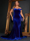 Plus Off Shoulder Mermaid Hem Velvet Formal Dress