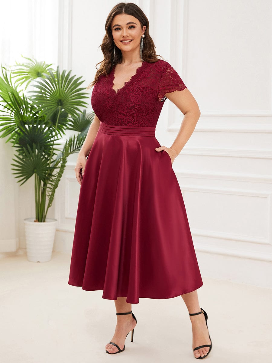 Plus Size V-neck Lace Bodice A-line Cocktail Dress with Pockets ...