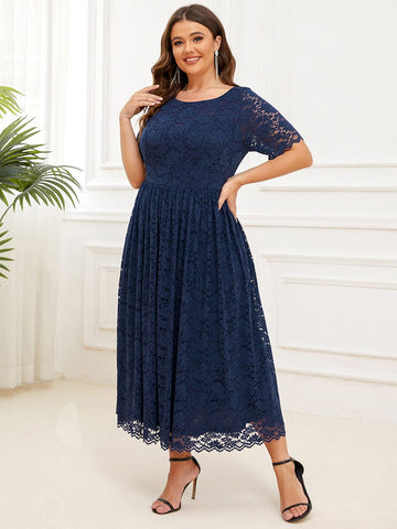 Plus Size Lace Pleated Scoop Neck Short Sleeve Evening Dress