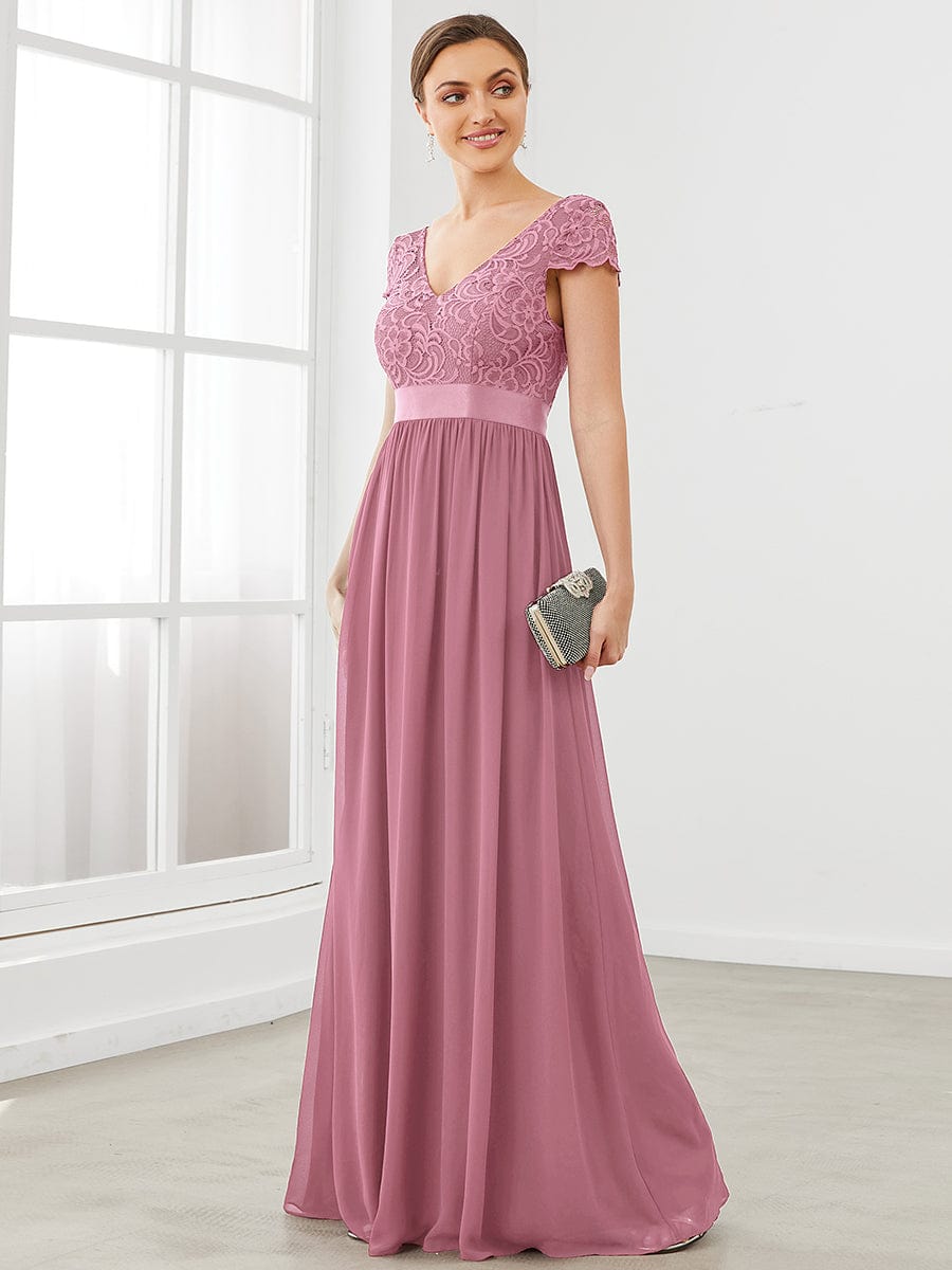 Elegant Lace V-Neck Short Sleeves Chiffon Mother of the Bride Dress